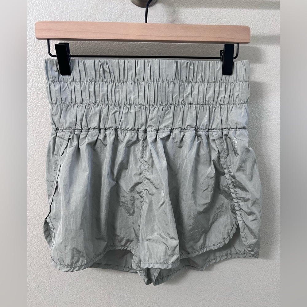 FREE PEOPLE FP Movement The Way Home Womens Shorts Size Medium - Picture 5 of 11